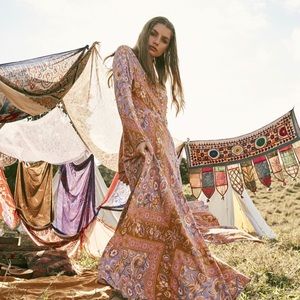 TRADE with @swapdrobe ✨Spell✨Lolita Gown in Lover